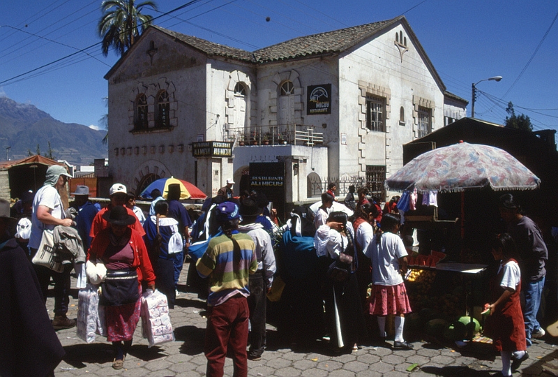 578_Otavalo, op de markt.jpg